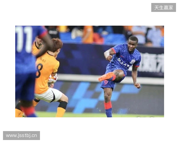 半场-上海申花0-0青岛海牛 拉唐头球造险牟鹏飞精彩三连扑